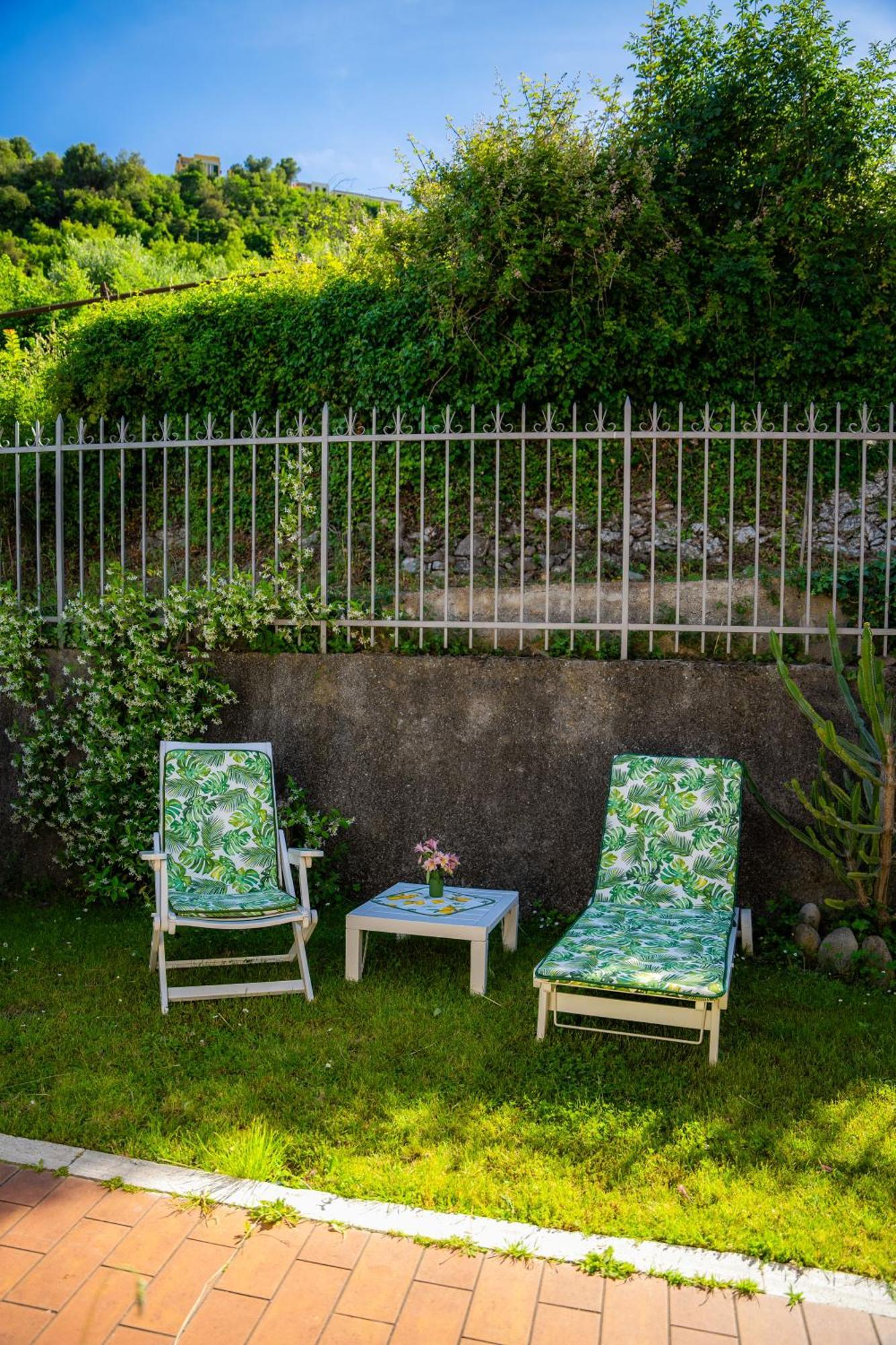 Villa Mafalda Pietra Ligure Esterno foto